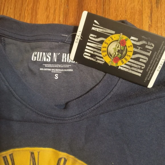 NWTGuns n Roses band fleece crew sweatshirt, size small men's/women's, dark blue - Picture 4 of 4